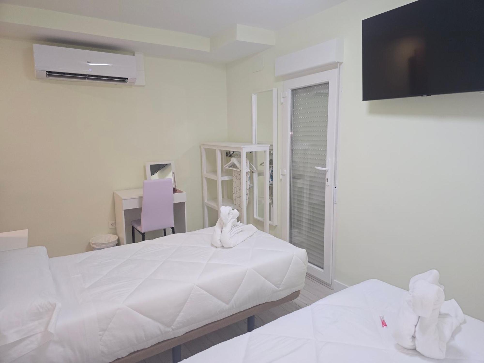 Brezo Apartamentos Turisticos 과달라야라 외부 사진